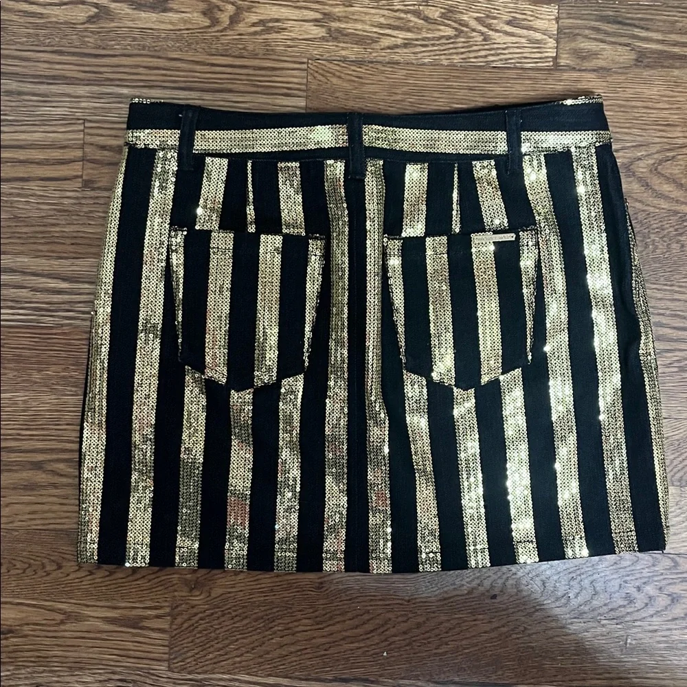 NWT Michael Kors Black Gold Sequin Stripe Denim Mini Skirt Size 4 - Picture 3 of 4